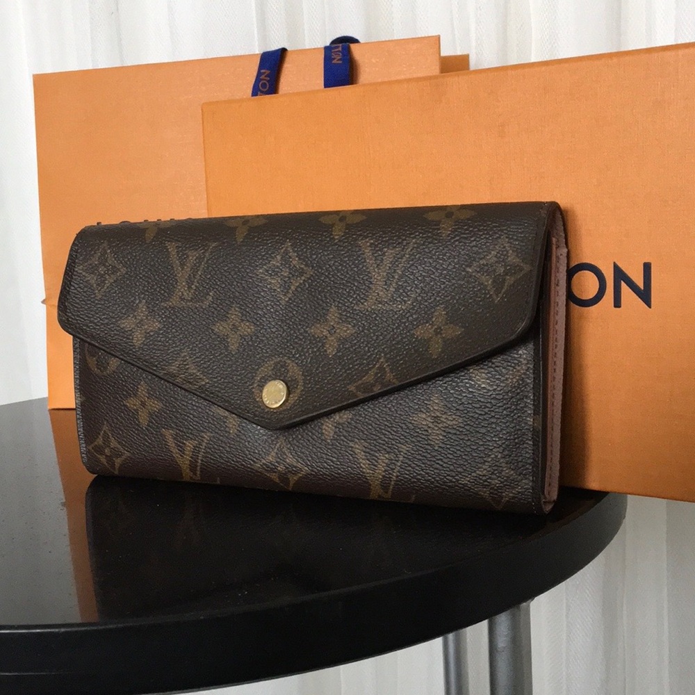 Louis Vuitton Sarah Brown Monogram Ballerina Pink inside Canvas Wallet